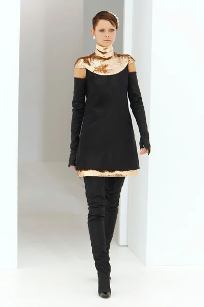 Look 29